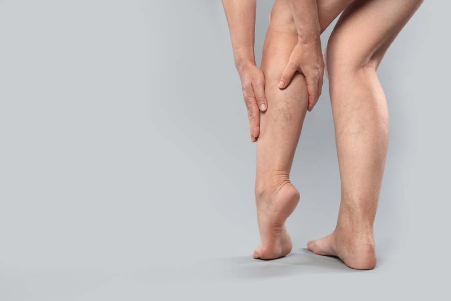 ¿Cuáles son los síntomas del edema óseo?